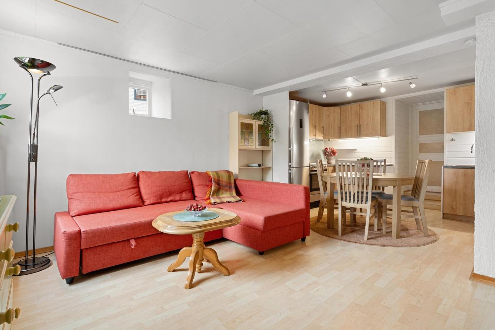 Room In Cozy Apartment 7 Min Walk From The City Center Tromsø Exterior foto
